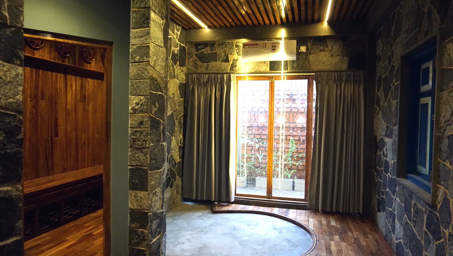 Room Gallery 6